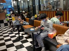 -LUNEURS月乐诗·法式冰淇淋(北外滩来福士广场店)