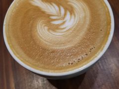 拿铁-VESH COFFEE(定西路店)