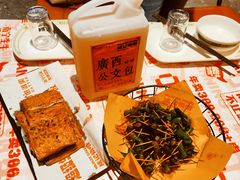 -威记烧嘢·南宁烧烤·超级生牛(绿地店)