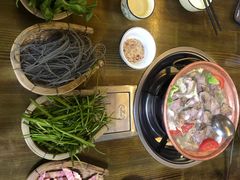 -阿婆情腊排骨火锅(金虹路店)