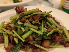 青椒煸仔鸡-豆花酒楼·三十八年匠心(秦皇东大街店)