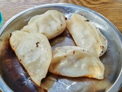 -黄阿姨锅贴大王(万航渡路店)