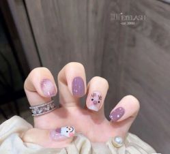 -吉吉靓甲美睫