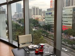 -圣丰索菲特·法国餐厅