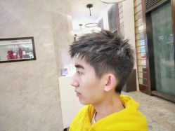 -AKOZO Beauty Salon