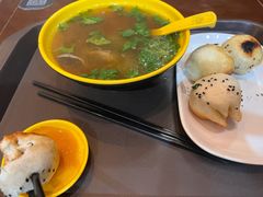 咖喱牛肉粉丝汤-大壶春生煎(四川中路店)