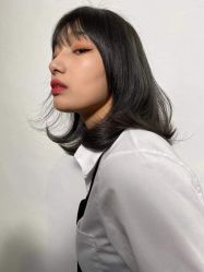 -时尚殿堂明星门店