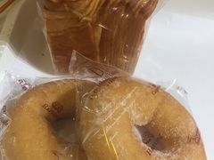 -顶东面包花园·生日蛋糕(世博店)