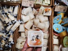 -来伊份1038(新村路三店)