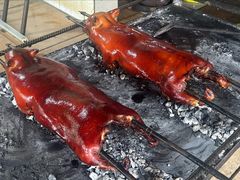 -黄记四更烤乳猪店