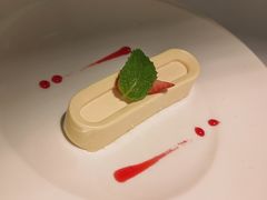 -Erman岩烧牛排(虹桥南丰城店)