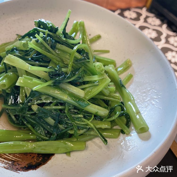 特色菜🍲｜古城里精致的中餐厅[糖果]