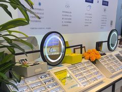 -天空之镜眼镜店蔡司依视路配镜授权零售店(望京颐堤港店)