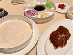 吊烧脆皮片皮鸭-广州富力丽思卡尔顿酒店·丽轩·粤菜