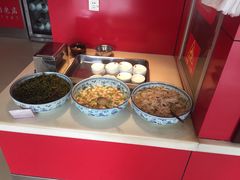 -闫家驴肉老店(华电一校店)