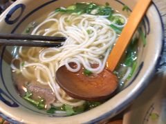 牛肉米线-云上千禾(水上店)