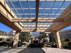 -昆明春城湖畔度假村