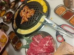 -韩宫宴烤肉·黑毛和牛·料理(金鹰店)