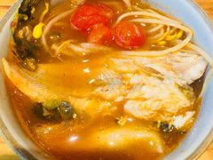 酸汤鱼-老凯俚酸汤鱼(鸿通城店)