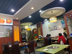 大堂-颜氏双江清水鱼一养身火锅(磁器口店)