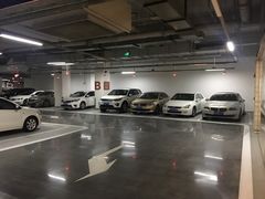 -成都银泰中心-停车场