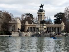 -阿方索十二世纪念碑