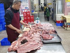 -标记美食新鲜猪杂(兴南大道店)