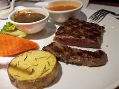 -斗牛士牛排餐厅(嘉里汇店)