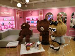 -LINE FRIENDS Garosu-gil Flagship Store