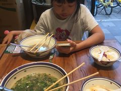 -云阿蛮云南生烫牛肉米线(奉贤路店)