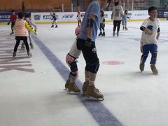 -冠军冰场CHAMPION RINK(凯德广场店)