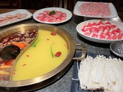 -小天鹅火锅·一线江景洪鼎旗舰店(洪崖洞店)