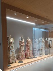 -乐派诗婚纱摄影