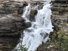 -阿萨巴斯卡瀑布观景点