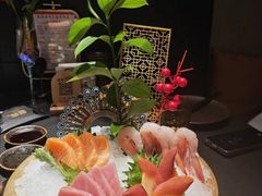 -蟹犇•帝王蟹雪蟹(陆家嘴店)