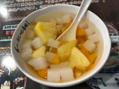 菠萝橘子-长人馄饨铺(解放街店)
