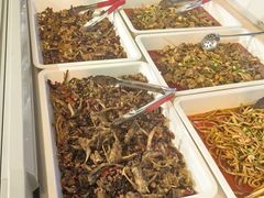 -火辣辣美蛙鱼头自助火锅(仁和路店)