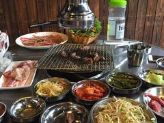 -釜山火炉·海鲜烤肉(紫藤路店)