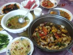 -亚黑亚炕锅农家美食(清水河店)