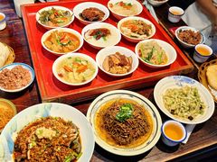 -蓝田九大碗民俗食府(蓝田店)