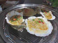 -围炉肉舍•炭烤活鳗•丹东海鲜烤肉(步行街店)