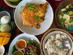 -Phensiri Thai Restaurant