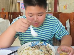 -宾朋海鲜特色美食餐厅·纯手工鲅鱼水饺(兴海路店)