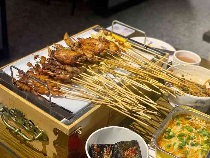 客串出品·长沙明星烤串(西水东印巷店)