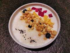 米釀鲜果酸奶-丝路金桃·新疆菜(徐汇店)