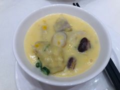 -东豪园林海鲜酒家(南港路辅路店)