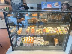 -星巴克臻选(莘庄仲盛店)