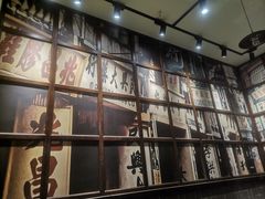 -何妹湿辣牛肉·粤式烧烤砂煲(桂雅路店)