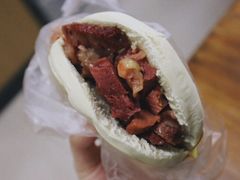 腊牛肉夹馍-杨天玉腊牛羊肉店