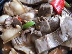 -东方之猪四更烤乳猪(金垦总店)